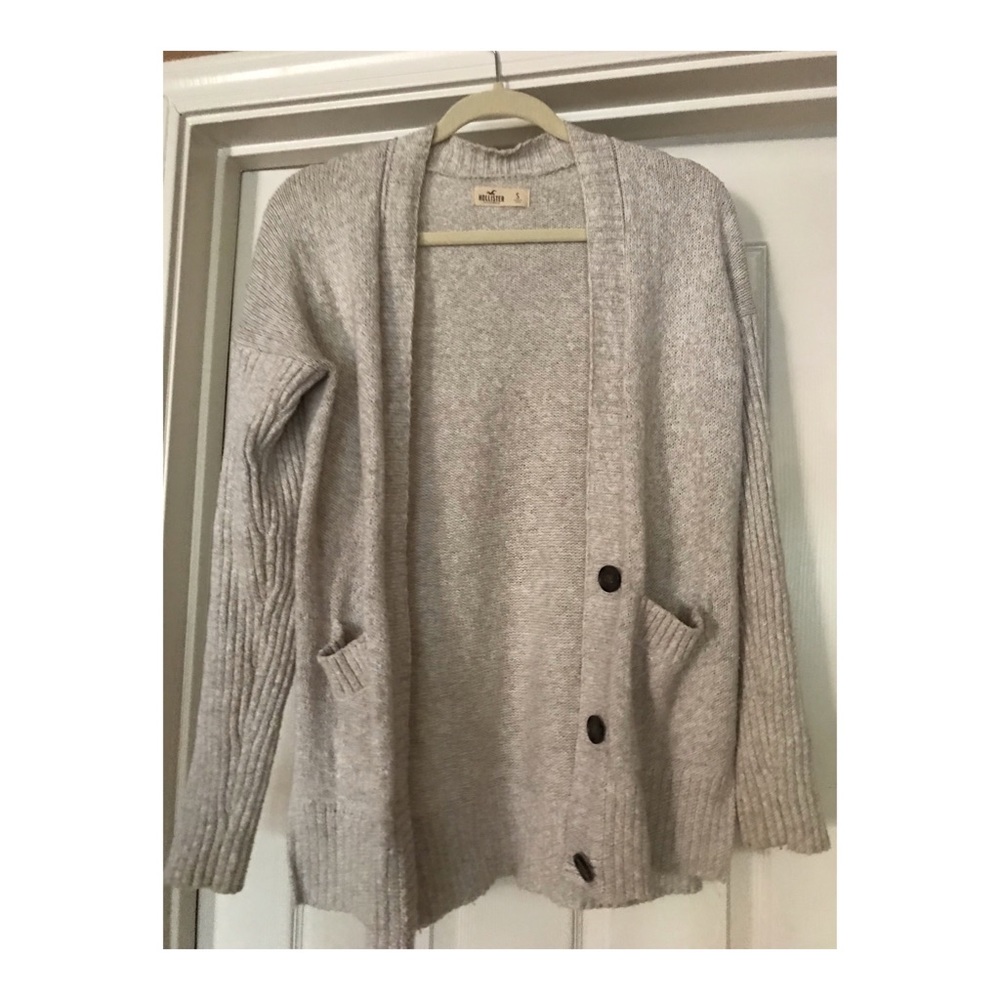 Cozy Oatmeal Colored Cardigan 🍂